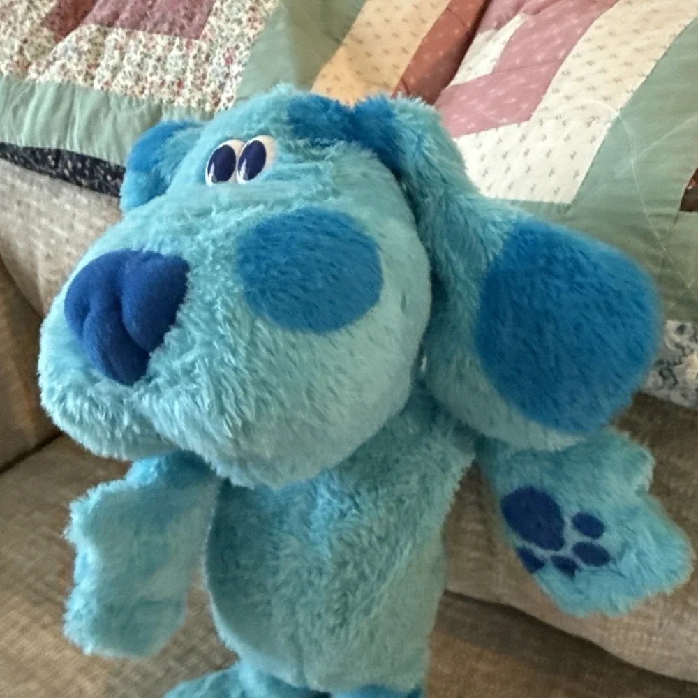 BLUE'S CLUES  2003 FISHER-PRICE C3048 Plush SING & BOOGIE BLUE Talks MUSIC Dance